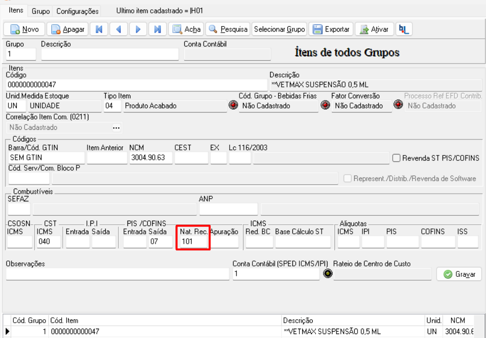 A imagem exibe uma tela de software para cadastro de itens, apresentando detalhes do produto e informações fiscais, com o campo 'Nat. rec. apuração' de PIS/COFINS destacado no valor '101'.