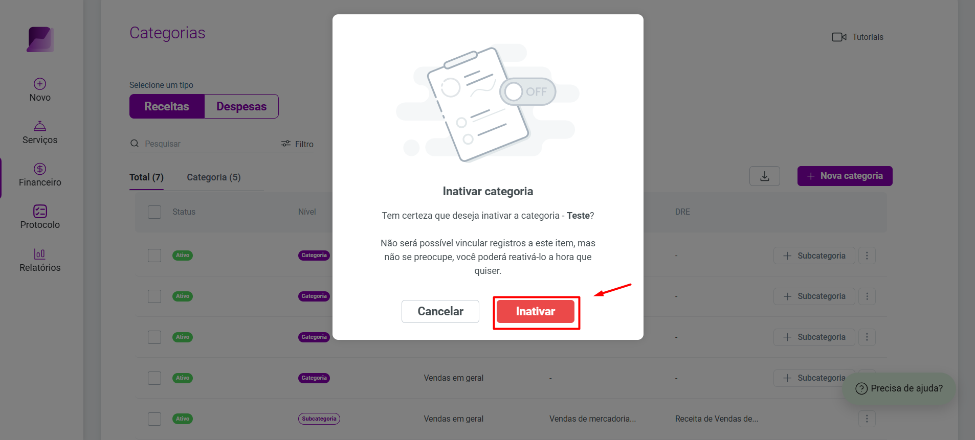 Modal de confirmação 'Inativar categoria', informando sobre a impossibilidade de vincular registros, com o botão 'Inativar' destacado.
