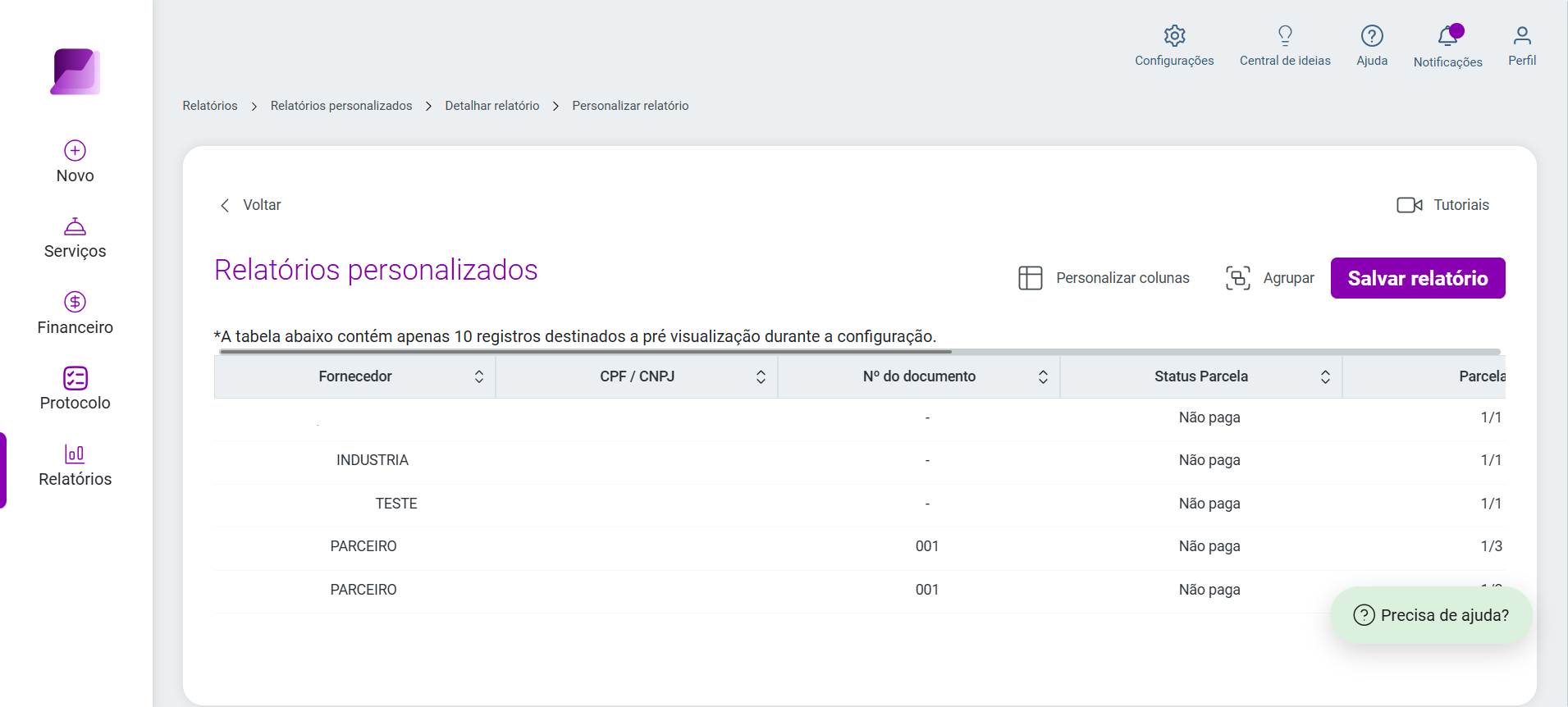Tela de 'Relatórios personalizados', mostrando a tabela de dados e o botão 'Salvar relatório' para salvar as configurações.