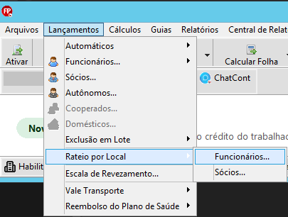Menu "Lançamentos" selecionando "Rateio por Local" e a subopção "Funcionários" no software de folha de pagamento.