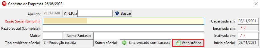 Tela de Cadastro de Empresas mostrando o status "Sincronizado com sucesso" e o botão "Ver histórico" em destaque.