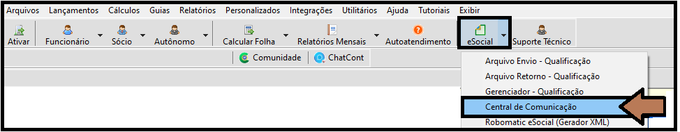 Menu do sistema com a opção 'eSocial' expandida e seta indicando o item 'Central de comunicação' no submenu suspenso.