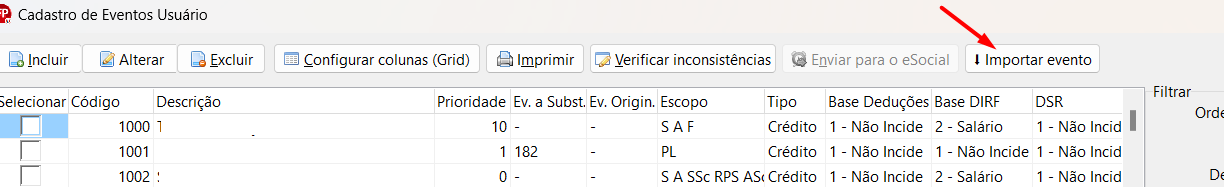 Tela de Cadastro de Eventos Usuário com uma seta vermelha apontando para o botão Importar evento no menu superior da tabela.